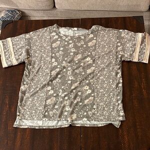 Cato women’s Floral Short Sleeve Tee - green and Cream